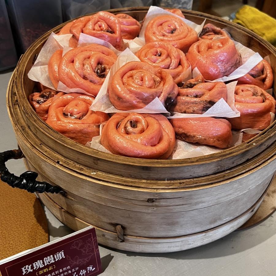 花佈院團客玫瑰饅頭甜點